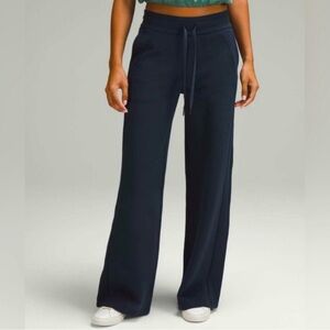 Black Lululemon Scuba Mid-Rise Wide-Leg Pant